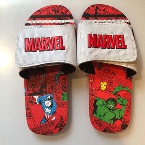 Marvel Disney Boys Flip Flops Size 13